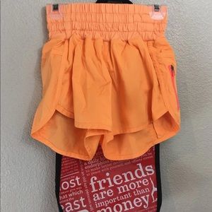 Lululemon Rad Orange Tracker Shorts Sz 2